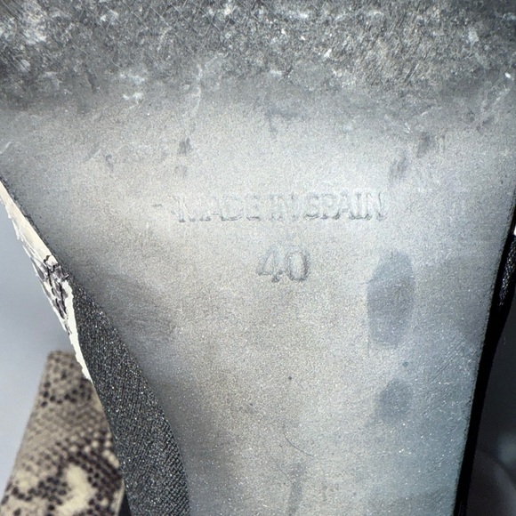 L'INTERVALLE SNAKESKIN HEELED BOOTS - Picture 6 of 6